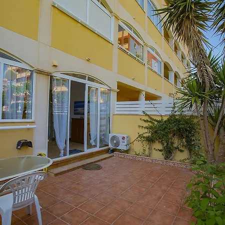 025 Helena Nice Terrace - Alicante Holiday Apartment