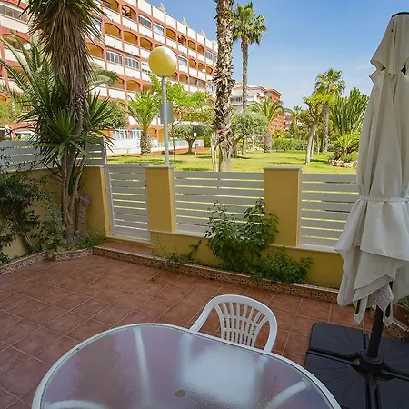 025 Helena Nice Terrace - Alicante Holiday Torrevieja